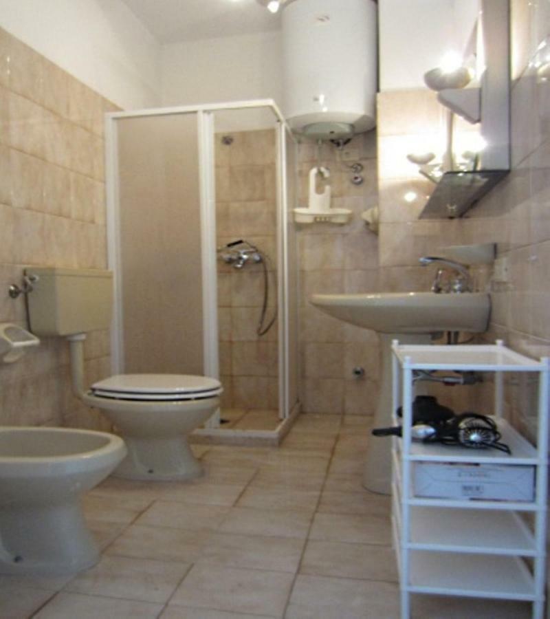 Bilocale Con Spazio Verde Santa Maria di Leuca Eksteriør billede
